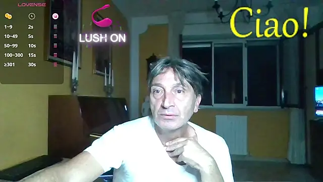 Snapshot of lattediyak chatting on 09/20/25, 01:54 lattediyak online show from 09/20/25, 01:54