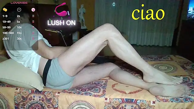 lattediyak online show from 11/29/25, 01:50