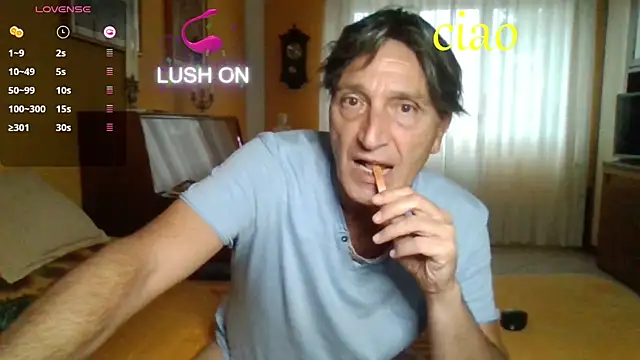 Snapshot of lattediyak chatting on 07/10/26, 05:46 lattediyak online show from 07/10/26, 05:46