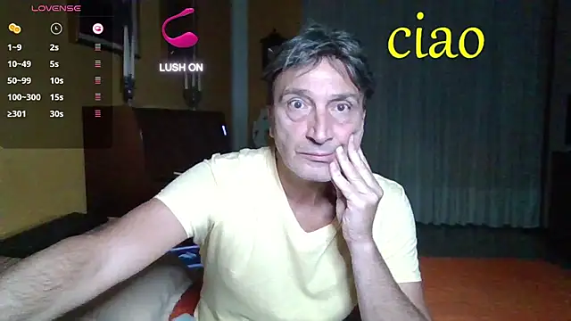 Snapshot of lattediyak chatting on 10/02/25, 02:04 lattediyak online show from 10/02/25, 02:04