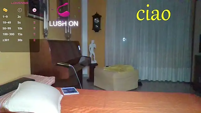 Snapshot of lattediyak chatting on 10/02/25, 11:19 lattediyak online show from 10/02/25, 11:19