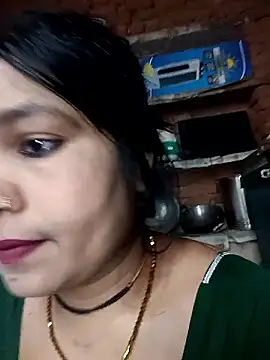 Snapshot of Rashili_jaan chatting on 02/05/26, 10:00 Rashili jaan online show from 02/05/26, 10:00
