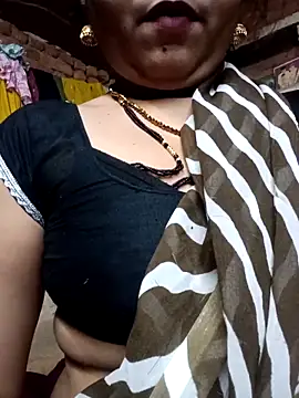 Snapshot of Rashili_jaan chatting on 02/10/26, 12:26 Rashili jaan online show from 02/10/26, 12:26