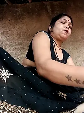 Snapshot of Rashili_jaan chatting on 03/24/26, 02:11 Rashili jaan online show from 03/24/26, 02:11