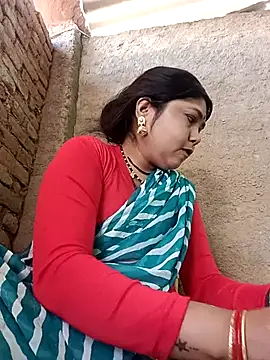 Snapshot of Rashili_jaan chatting on 03/05/26, 03:14 Rashili jaan online show from 03/05/26, 03:14