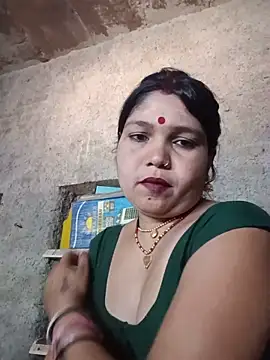 Snapshot of Rashili_jaan chatting on 06/12/26, 10:46 Rashili jaan online show from 06/12/26, 10:46