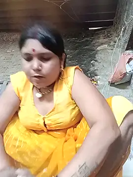 Snapshot of Rashili_jaan chatting on 06/18/26, 03:49 Rashili jaan online show from 06/18/26, 03:49