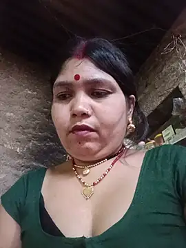Snapshot of Rashili_jaan chatting on 05/29/26, 12:44 Rashili jaan online show from 05/29/26, 12:44