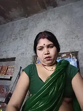 Snapshot of Rashili_jaan chatting on 05/26/26, 03:43 Rashili jaan online show from 05/26/26, 03:43