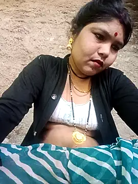 Snapshot of Rashili_jaan chatting on 02/09/26, 09:29 Rashili jaan online show from 02/09/26, 09:29