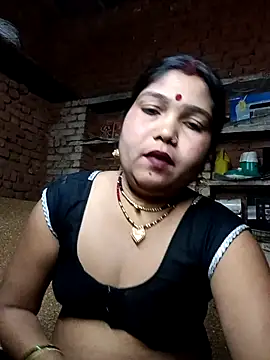 Snapshot of Rashili_jaan chatting on 04/08/26, 03:13 Rashili jaan online show from 04/08/26, 03:13