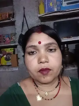 Snapshot of Rashili_jaan chatting on 06/23/26, 03:32 Rashili jaan online show from 06/23/26, 03:32