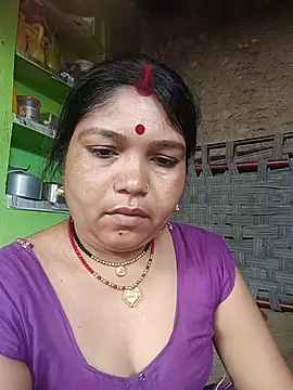 Snapshot of Rashili_jaan chatting on 07/05/26, 03:33 Rashili jaan online show from 07/05/26, 03:33