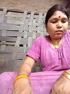 Snapshot of Rashili_jaan chatting on 06/27/26, 04:51 Rashili jaan online show from 06/27/26, 04:51