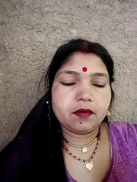 Snapshot of Rashili_jaan chatting on 05/19/26, 12:48 Rashili jaan online show from 05/19/26, 12:48