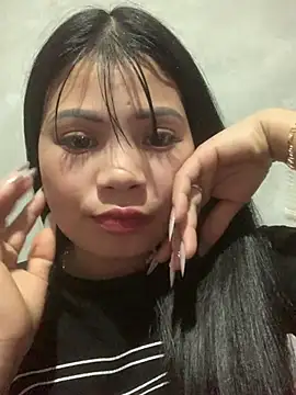 Snapshot of Nh64 chatting on 02/18/26, 12:23 Nh64 online show from 02/18/26, 12:23