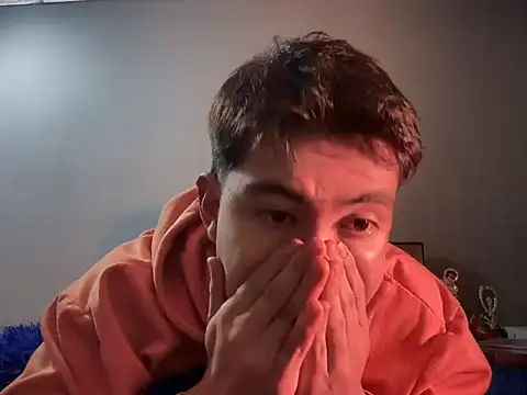 ivy xo online show from 10/12/25, 04:47