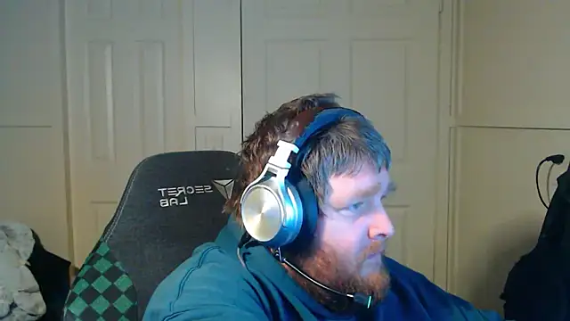 NeedyGlister online show from 09/24/25, 01:57