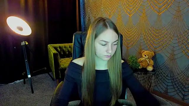 MilaAddams online show from 05/14/26, 05:37