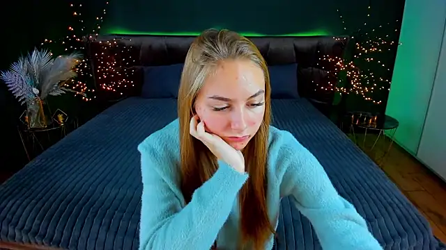 MilaAddams online show from 10/07/25, 05:52