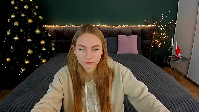 MilaAddams online show from 12/23/25, 06:45