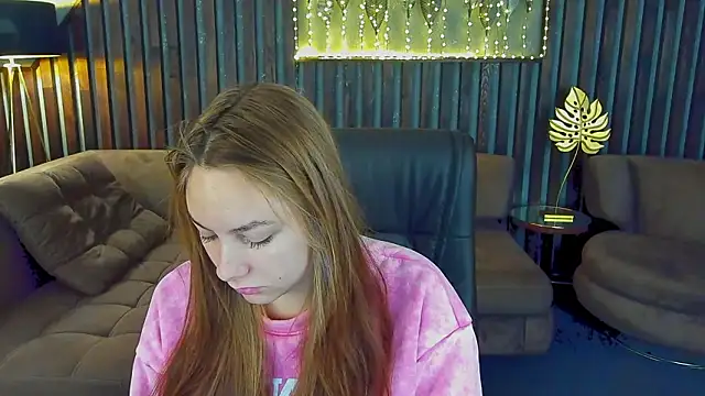 MilaAddams online show from 02/01/26, 06:33