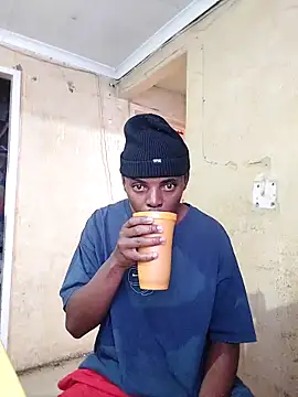 Snapshot of Hluga_25 chatting on 03/04/26, 04:20 Hluga 25 online show from 03/04/26, 04:20