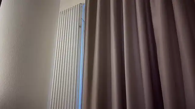 forever-eighteen online show from 12/16/25, 09:24