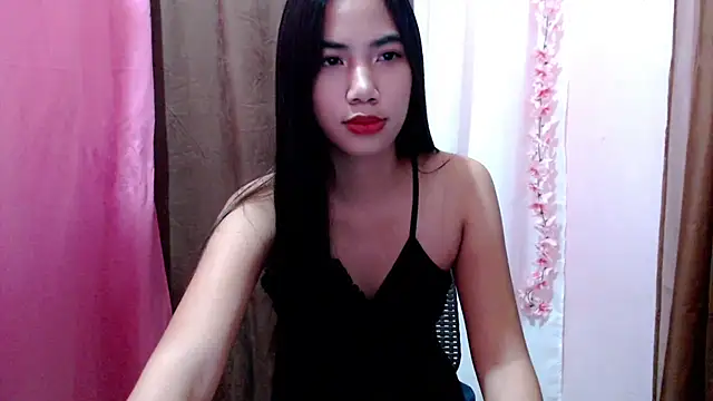 Snapshot of Shy_SexyLady chatting on 10/08/25, 04:58 Shy SexyLady online show from 10/08/25, 04:58
