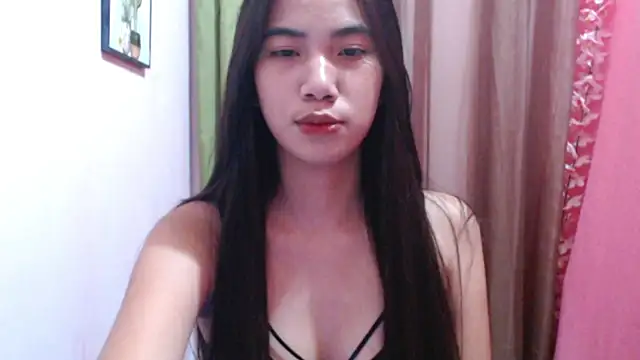 Snapshot of Shy_SexyLady chatting on 10/01/25, 01:48 Shy SexyLady online show from 10/01/25, 01:48