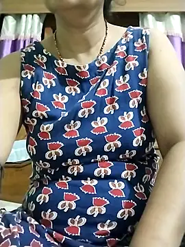 Snapshot of NehaQn chatting on 09/14/25, 01:44 NehaQn online show from 09/14/25, 01:44