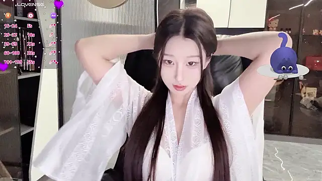 Winnie666- online show from 02/11/26, 05:46