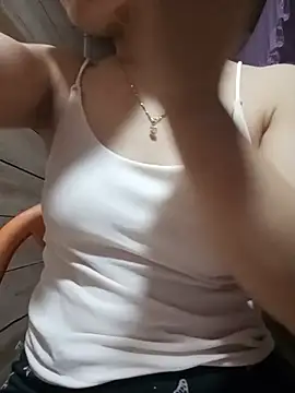 LucyyLy online show from 05/24/26, 12:05