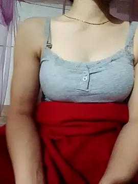 Snapshot of LucyyLy chatting on 11/02/25, 05:45 LucyyLy online show from 11/02/25, 05:45