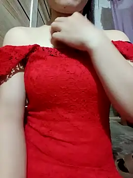 Snapshot of LucyyLy chatting on 09/22/25, 12:38 LucyyLy online show from 09/22/25, 12:38