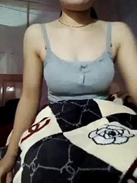 Snapshot of LucyyLy chatting on 11/23/25, 11:59 LucyyLy online show from 11/23/25, 11:59