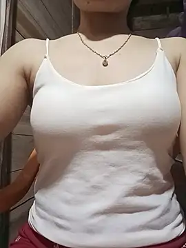 LucyyLy online show from 05/20/26, 12:13