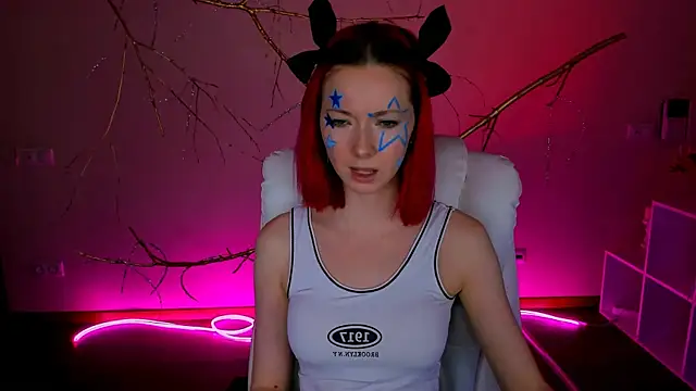 KimBoydd online show from 11/28/25, 08:14