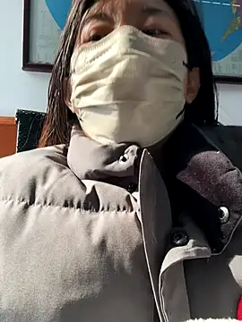 Lulu125216 online show from 10/29/25, 04:55