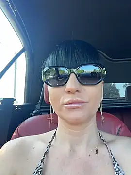 Snapshot of MysticCleo chatting on 05/22/26, 08:45 MysticCleo online show from 05/22/26, 08:45