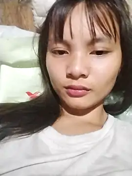 Snapshot of Senh_xxx chatting on 10/09/25, 01:55 Senh xxx online show from 10/09/25, 01:55