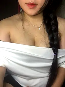 Linhmai bb online show from 10/10/25, 03:35