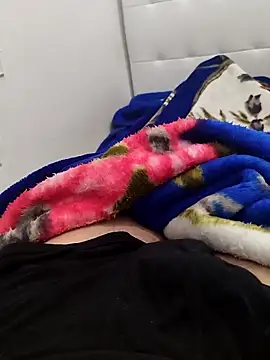 Yazaza1999 online show from 09/27/25, 06:08