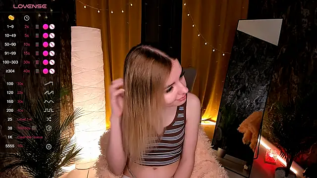 LillianShine online show from 04/03/26, 02:29