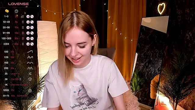LillianShine online show from 04/28/26, 02:21