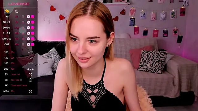 LillianShine online show from 05/26/26, 08:45