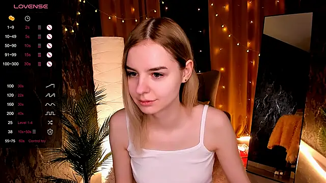 LillianShine online show from 02/25/26, 02:23