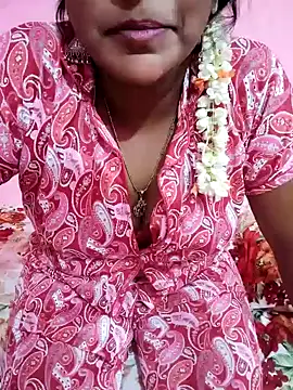 Snapshot of Bhoomi_kannada2 chatting on 09/11/25, 06:30 Bhoomi kannada2 online show from 09/11/25, 06:30