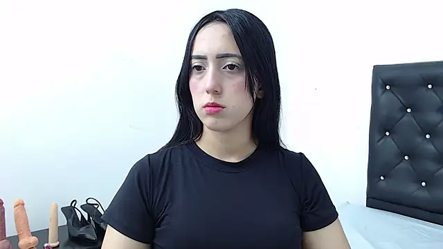 ivorynoir online show from 04/18/26, 01:02