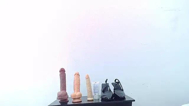 ivorynoir online show from 05/11/26, 04:04